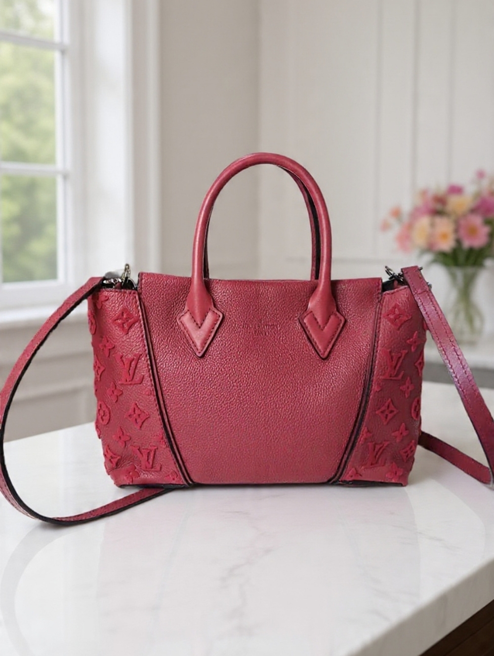 Louis Vuitton W Tote BB 2014 Veau Cachemire Leather Framboise Red ✨ COA - Picture 3 of 15